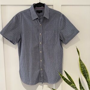 Banana Republic Navy Patterned Short Sleeve Shirt